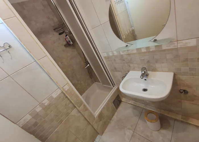 Tinelinn - Walls Задар