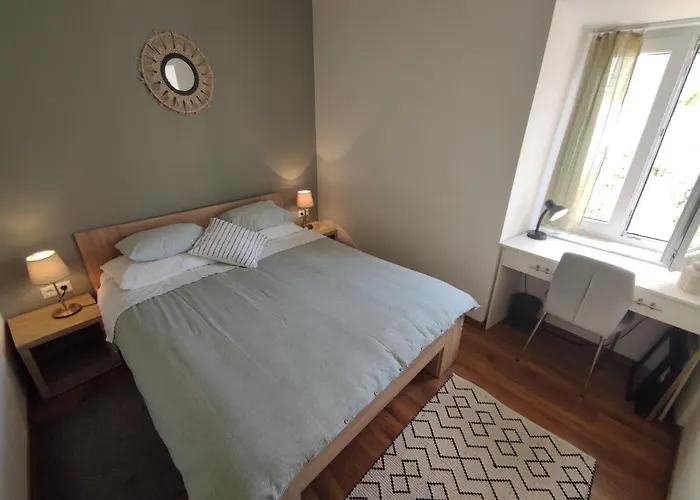 Tinelinn - Walls * Задар