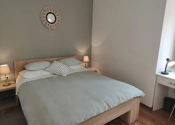 Tinelinn - Walls Апартаменты